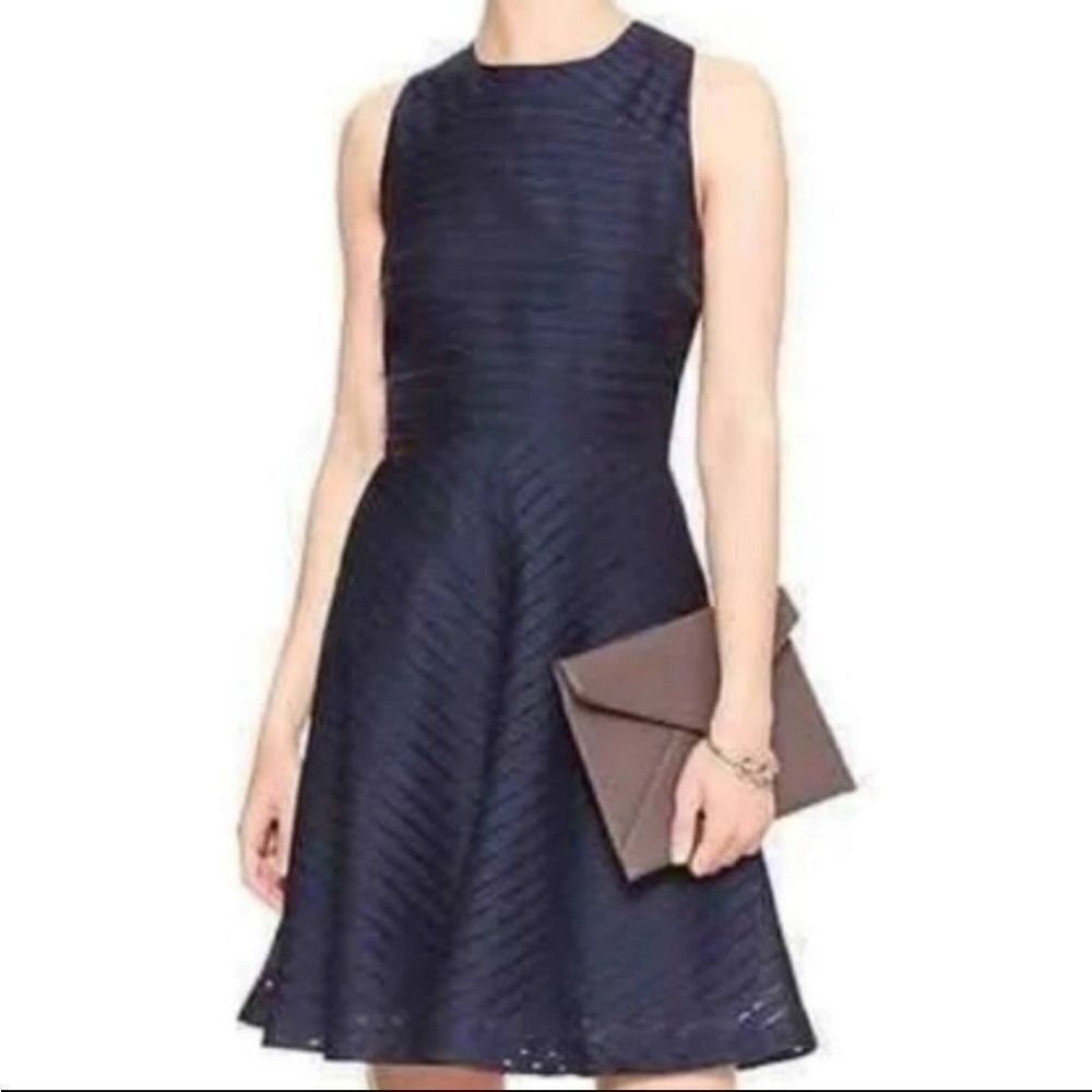 BRAND NEW BANANA REPUBLIC SLEEVELESS FIT AND FLARE MINI DRESS